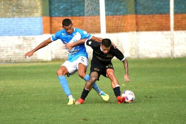 Talleres empató sin emociones en su visita a Deportivo Merlo