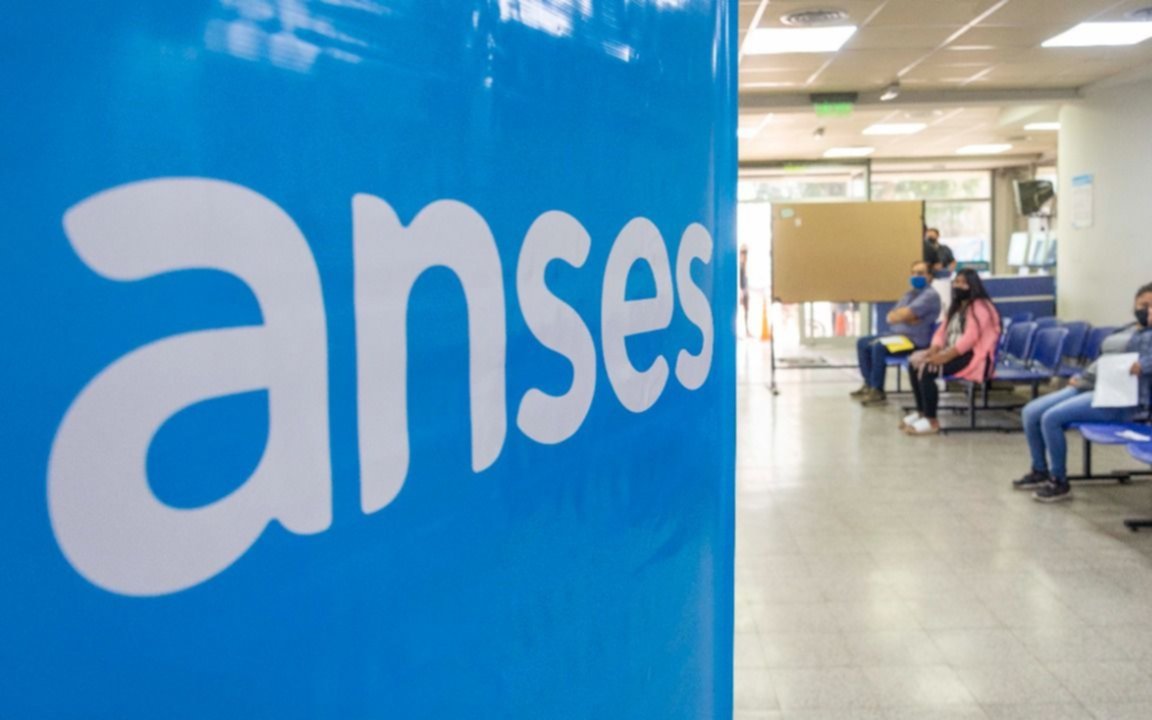 Mañana pagan jubilaciones superiores $ 60.124 a titulares con DNI finalizado en 6 y 7