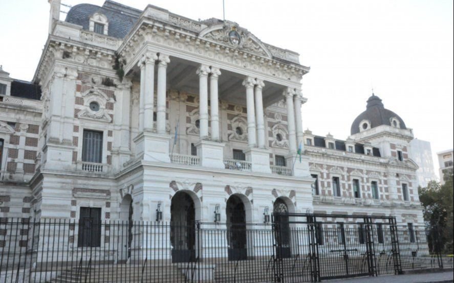 Estatales: se filtró la propuesta salarial con la que Provincia pretende destrabar la paritaria