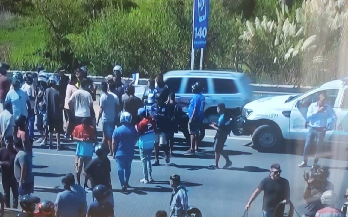 Quilmes: Cortan tránsito en la autopista BSAS-La Plata