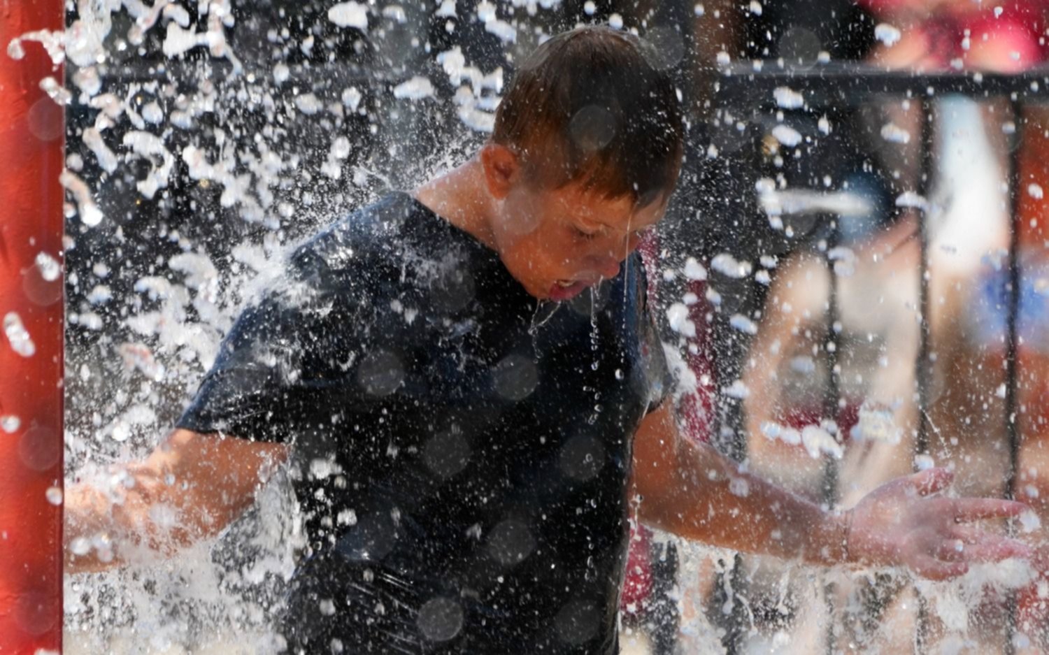 Pronóstico del tiempo para La Plata.- Con más de 39º de térmica, la Ciudad es un infierno: este jueves se espera lo peor de la ola de calor