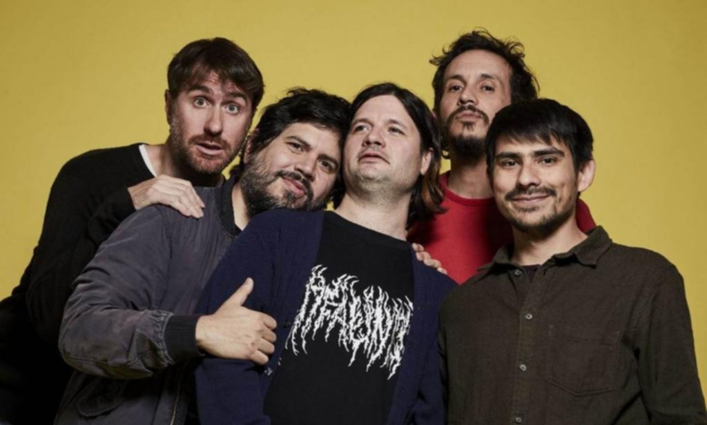 El Mató homenajea a Talking Heads con Miley Cyrus y otros