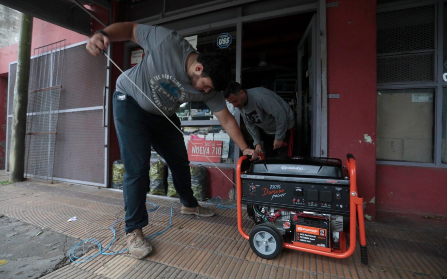 Sectores de La Plata sin luz ni agua en medio de la ola de calor