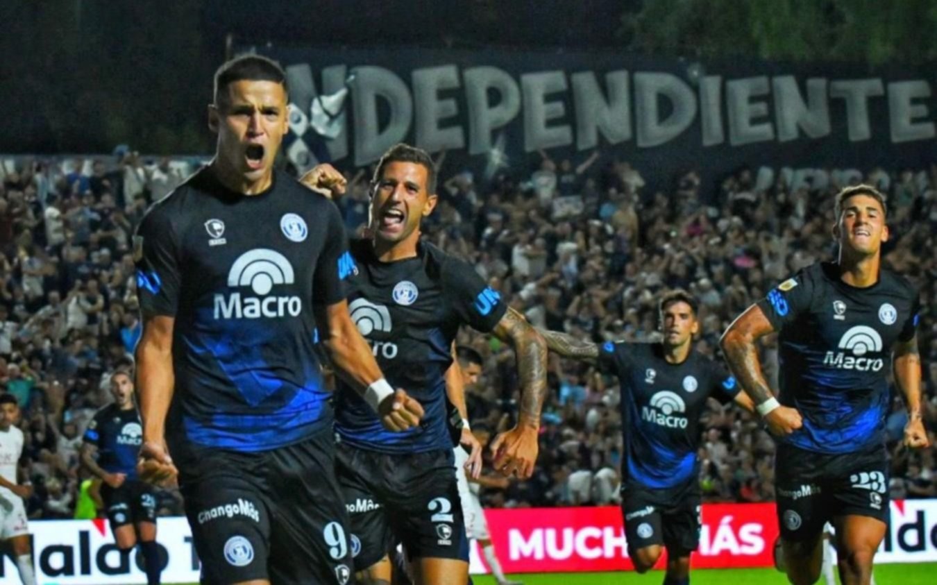 En Mendoza se le dio a Independiente: 2-0 a Huracán