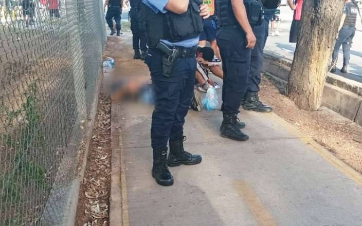 Un hombre murió en medio de una pelea entre barras de Gimnasia de Mendoza