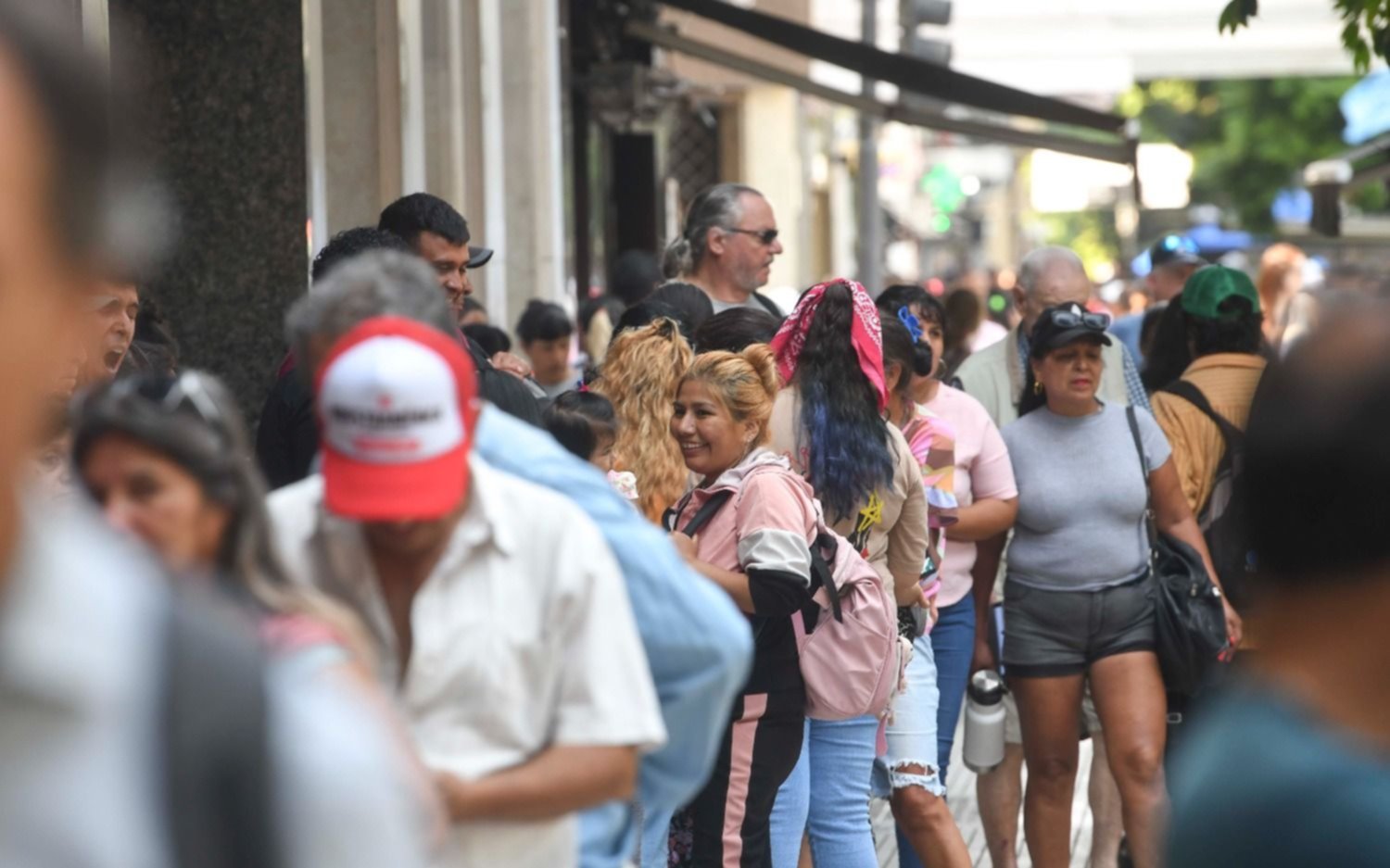 Pettovello no atendió a los manifestantes: "Yo no cité a la gente, los convocaron los dirigentes"