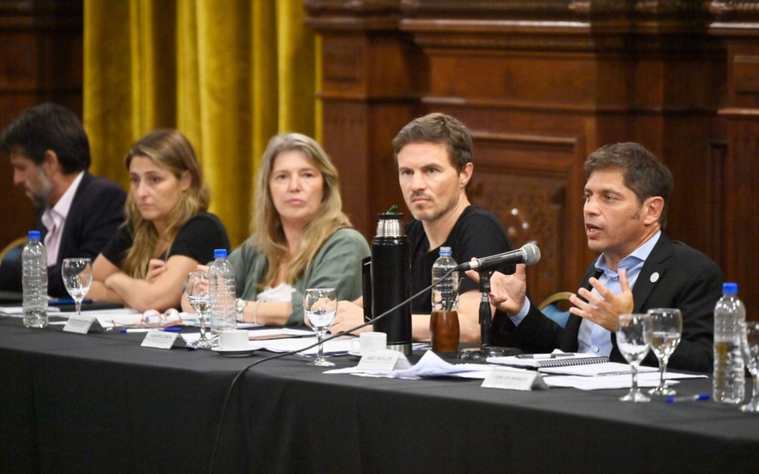 Kicillof recibió a representantes de la industria metalúrgica y evaluaron el impacto de las medidas de Javier Milei