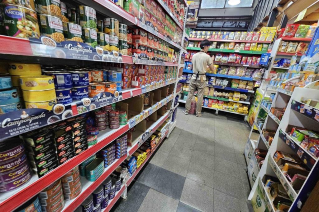 En los comercios de La Plata aseguran que el consumo y las ventas de enero fueron “para el olvido”