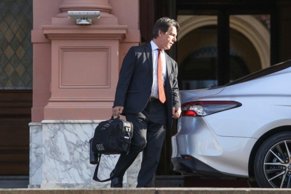 Versiones sobre cambios en el Gobierno tras el fracaso legislativo: a qué funcionarios les pedirían la renuncia