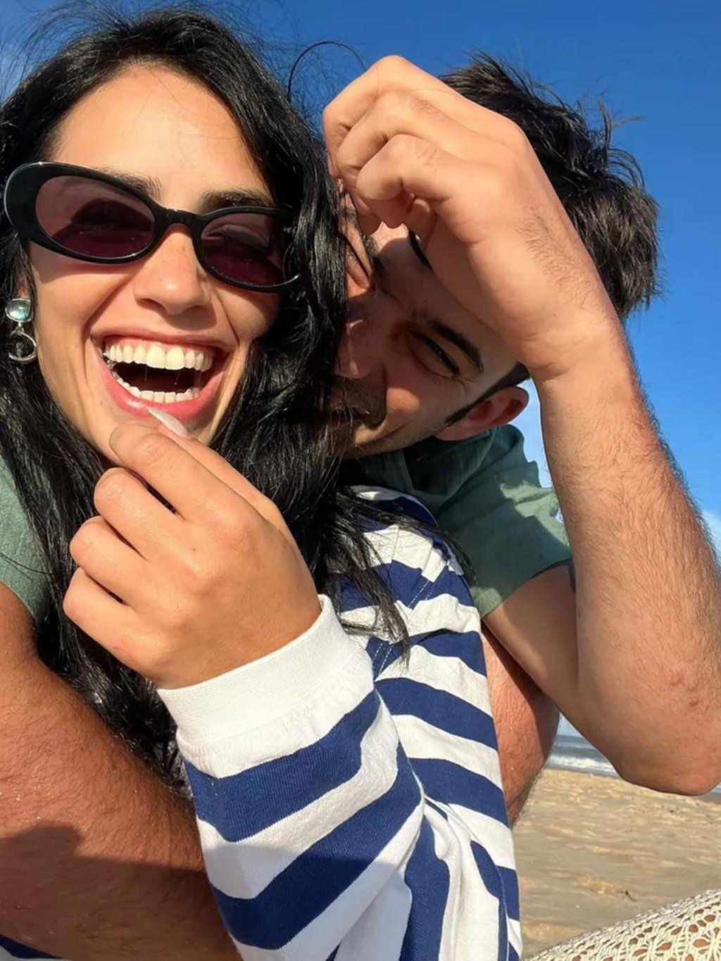 “Ley de blanqueo”: Pedro Rosemblat y Lali confirmaron su romance