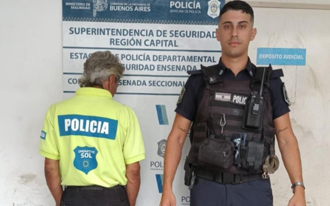 Si hay miseria, que no se note: usaba ropa de policía para viajar gratis en micros de La Plata