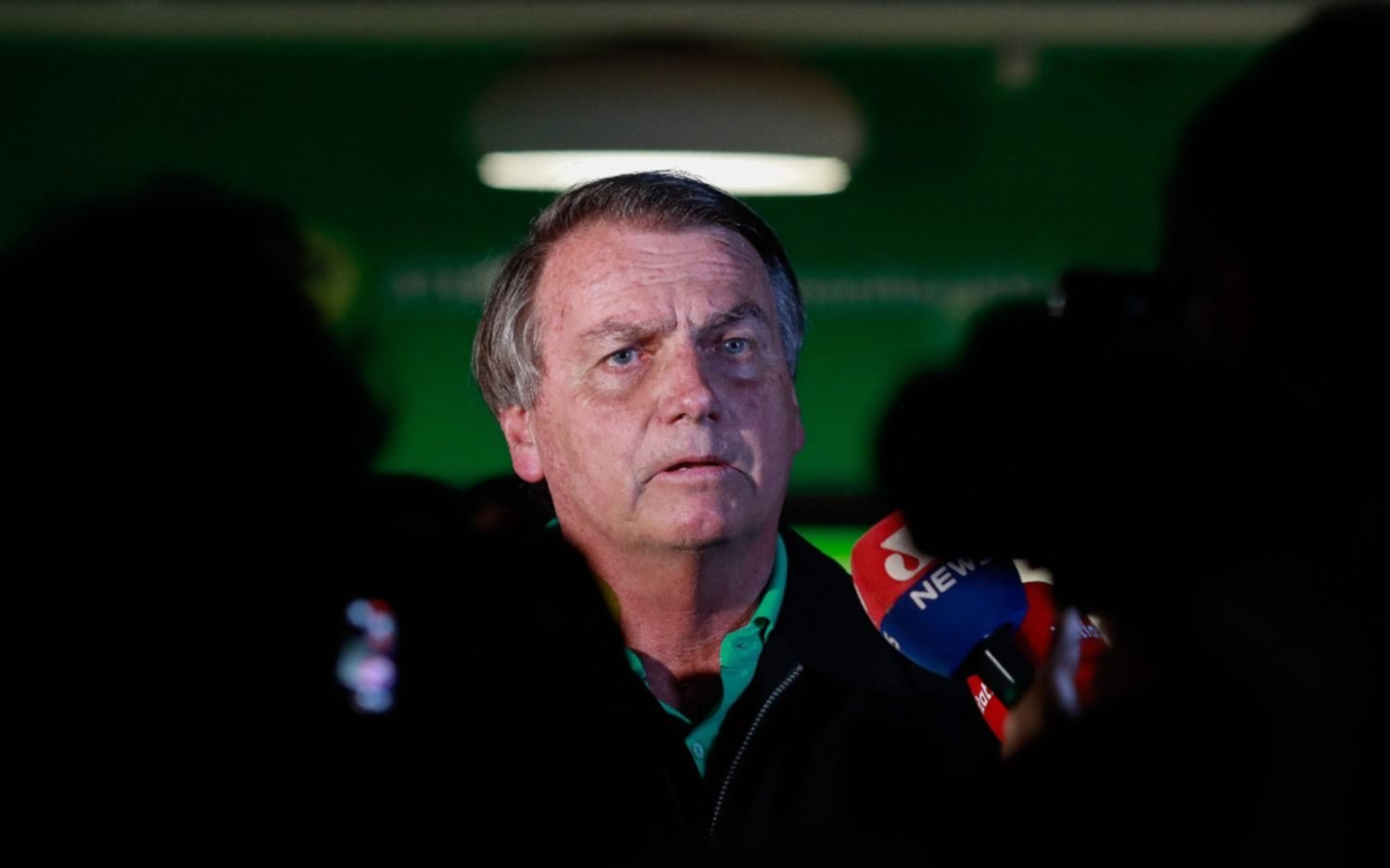 Brasil: la policía investiga a aliados de Bolsonaro, a quien le ordenaron entregar su pasaporte