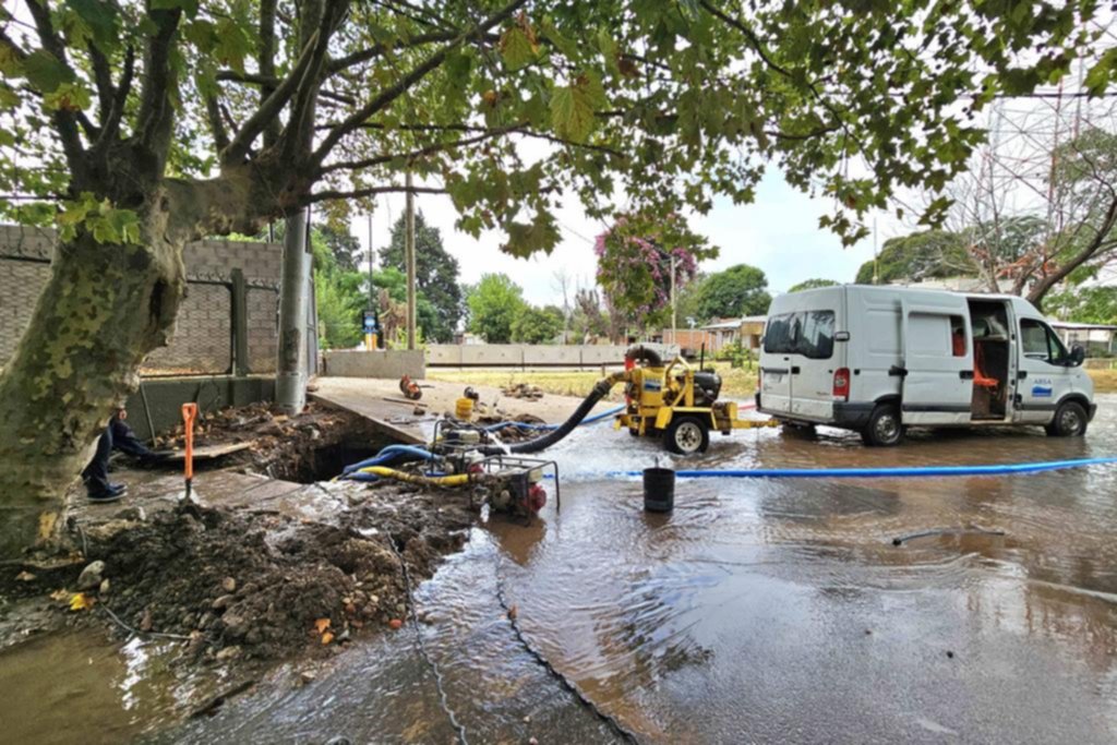Obra anunciada por ABSA dejó sin agua todo el día a miles de vecinos