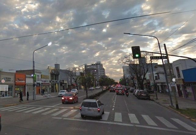 Fugaz ataque motochorro y otro comercio “en jaque”