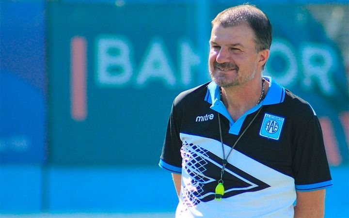 El exfutbolista pincha Gustavo Raggio con pronóstico reservado