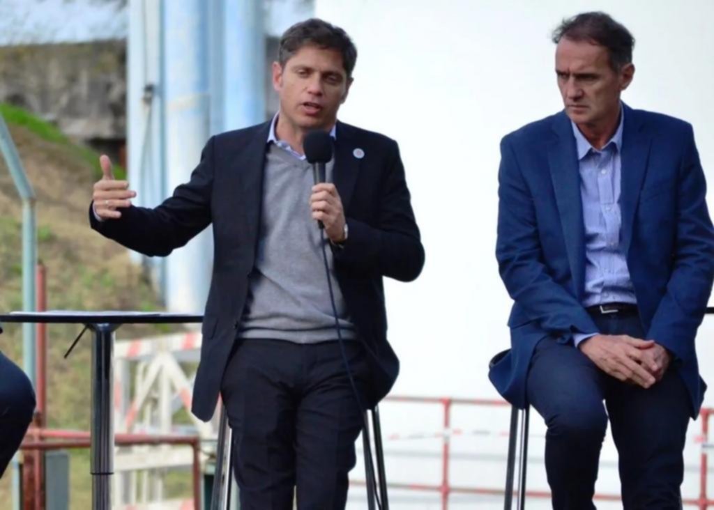 Kicillof contra Milei por el recorte en obras públicas