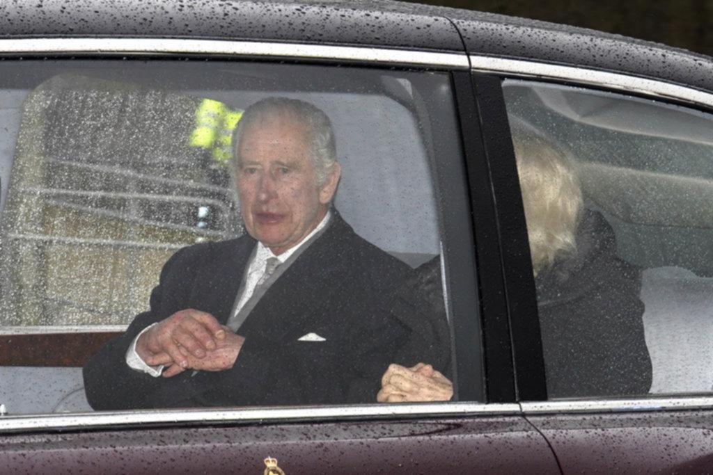 Carlos III en Londres para retomar su tratamiento