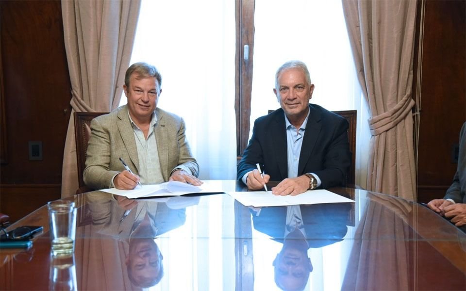 La Plata y Almirante Brown compartirán infraestructura tecnológica 