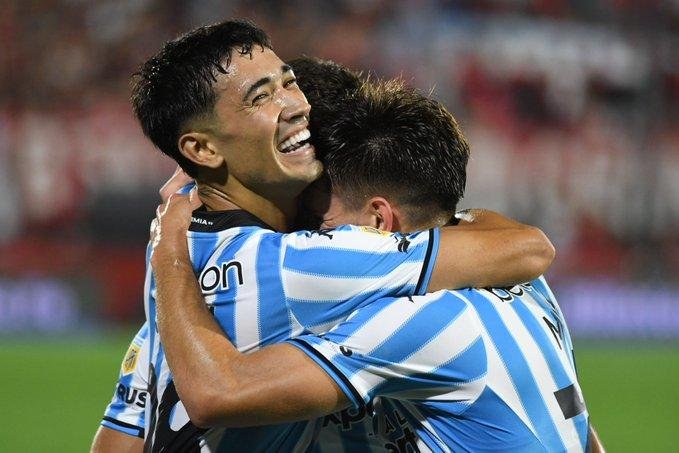 Racing-Tomba, en un partido de alto vuelo