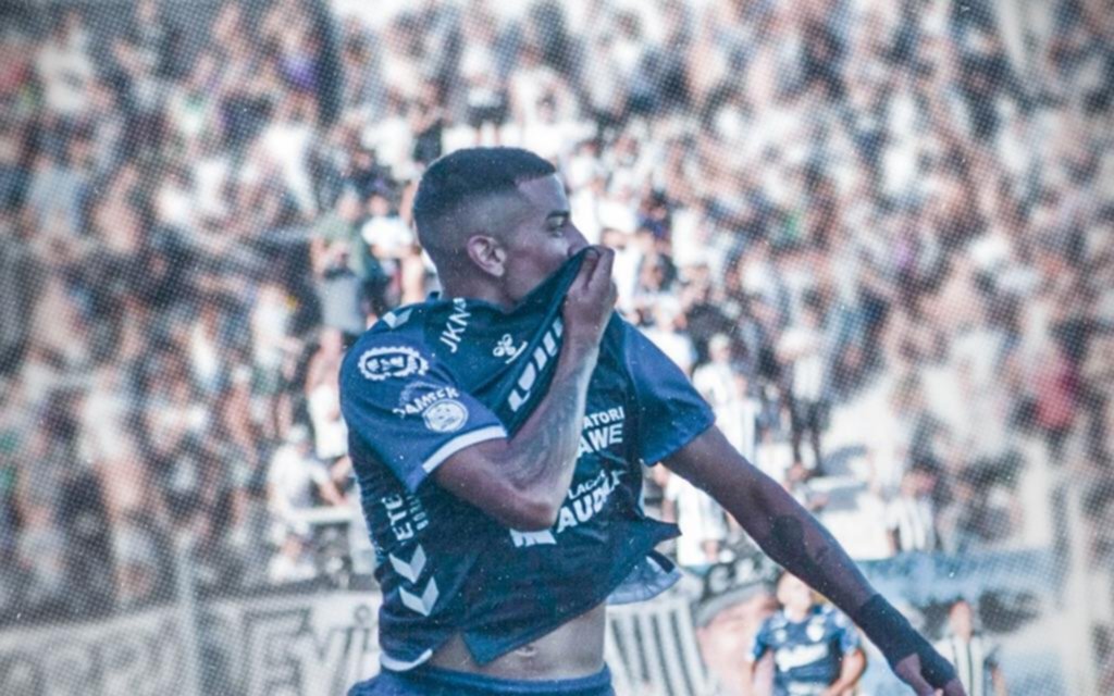 Quilmes se quedó con el invicto de Estudiantes