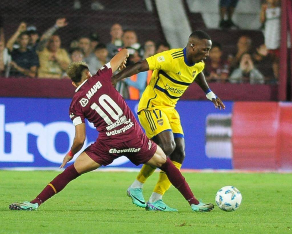 Cuando salió a buscar el empate Boca quedó nocaut