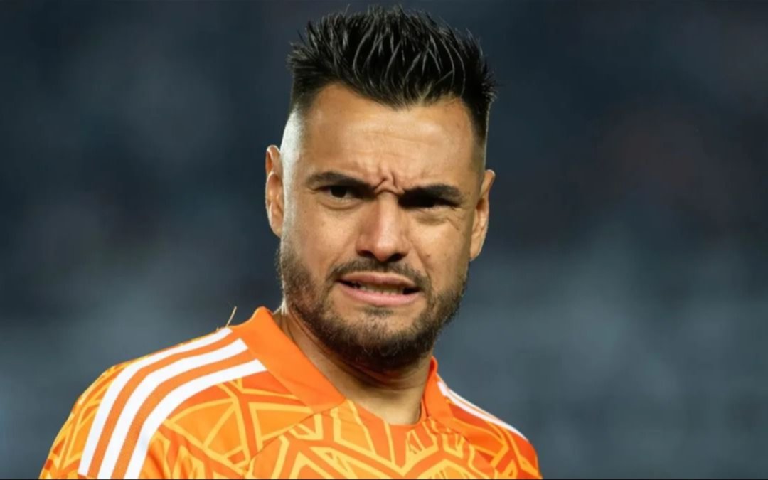 "Nosotros tenemos que salir a jugar por la camiseta", dijo "Chiquito" Romero en la previa al Superclásico