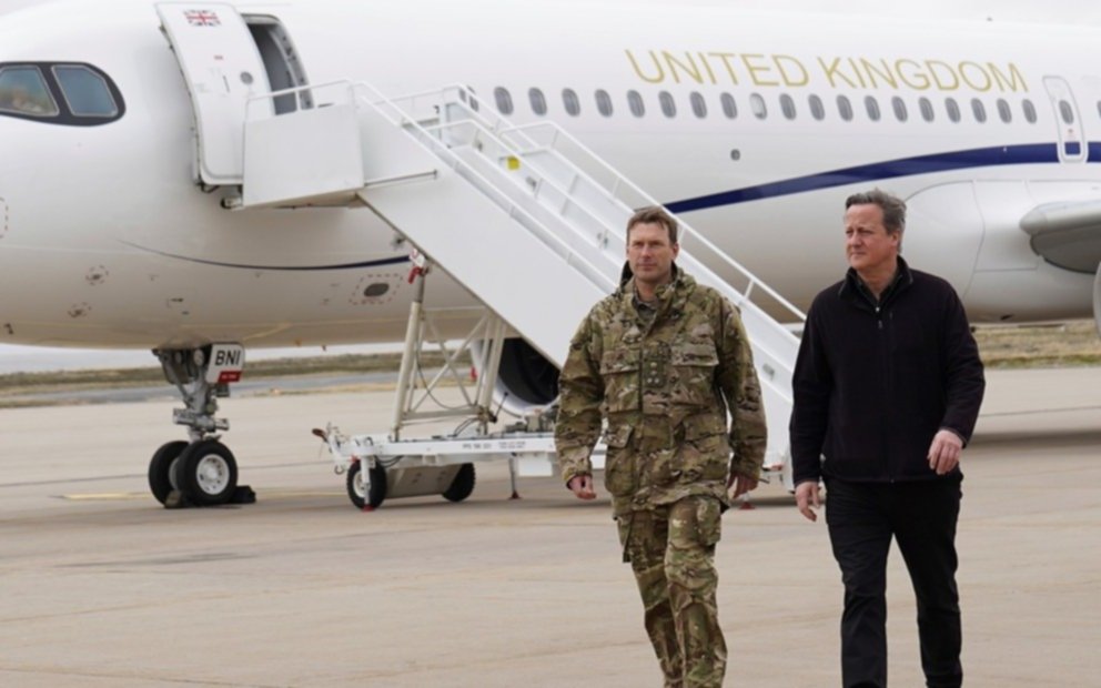 Cafiero repudió la visita del exprimer ministro Cameron a las Islas Malvinas: "Se trata de una inadmisible provocación"