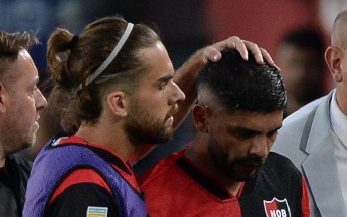 La roja a Banega calentó la antesala en Rosario