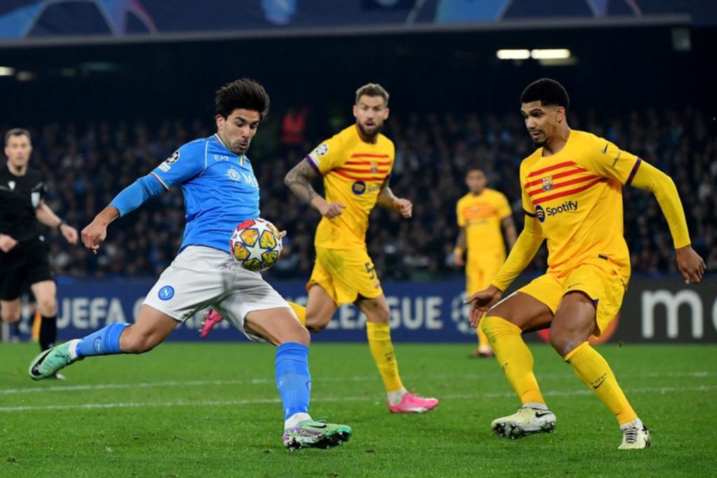 Napoli, con Gio Simeone, le empató a Barcelona un partido muy complicado