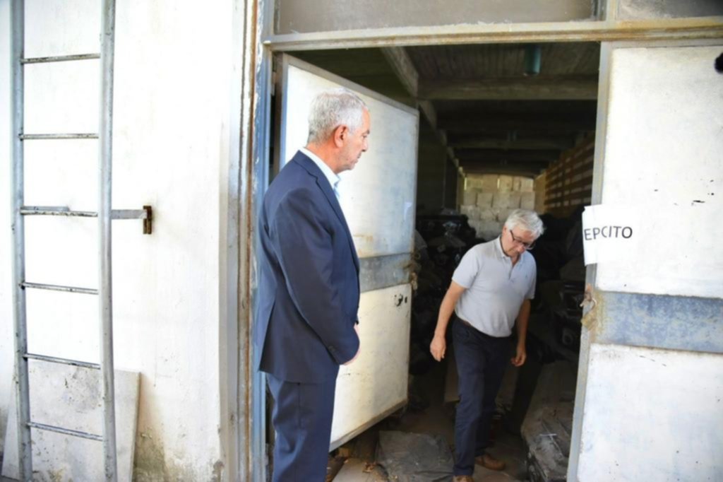 Cementerio: el Municipio relevará los restos hallados