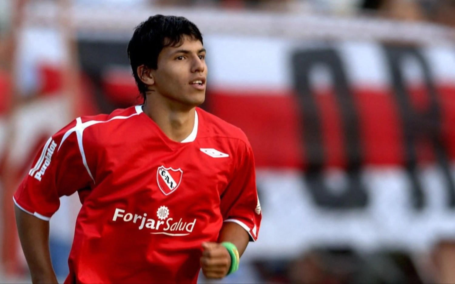 El Kun Agüero ilusiona a los hinchas de Independiente con su regreso