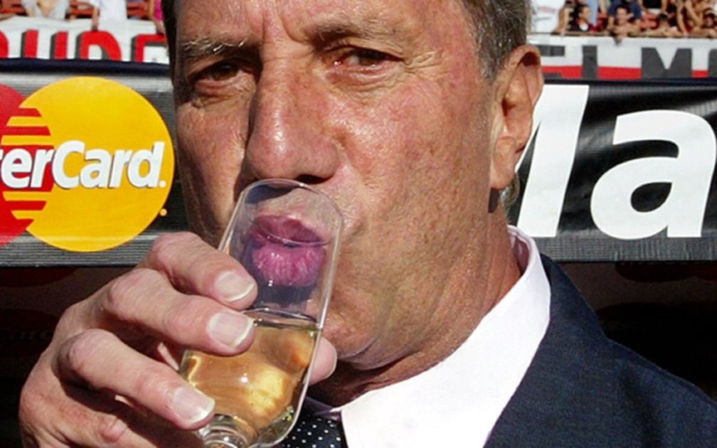 “Es Gatorei señorita”: se cumplen 20 años del recordado gesto de Carlos Salvador Bilardo