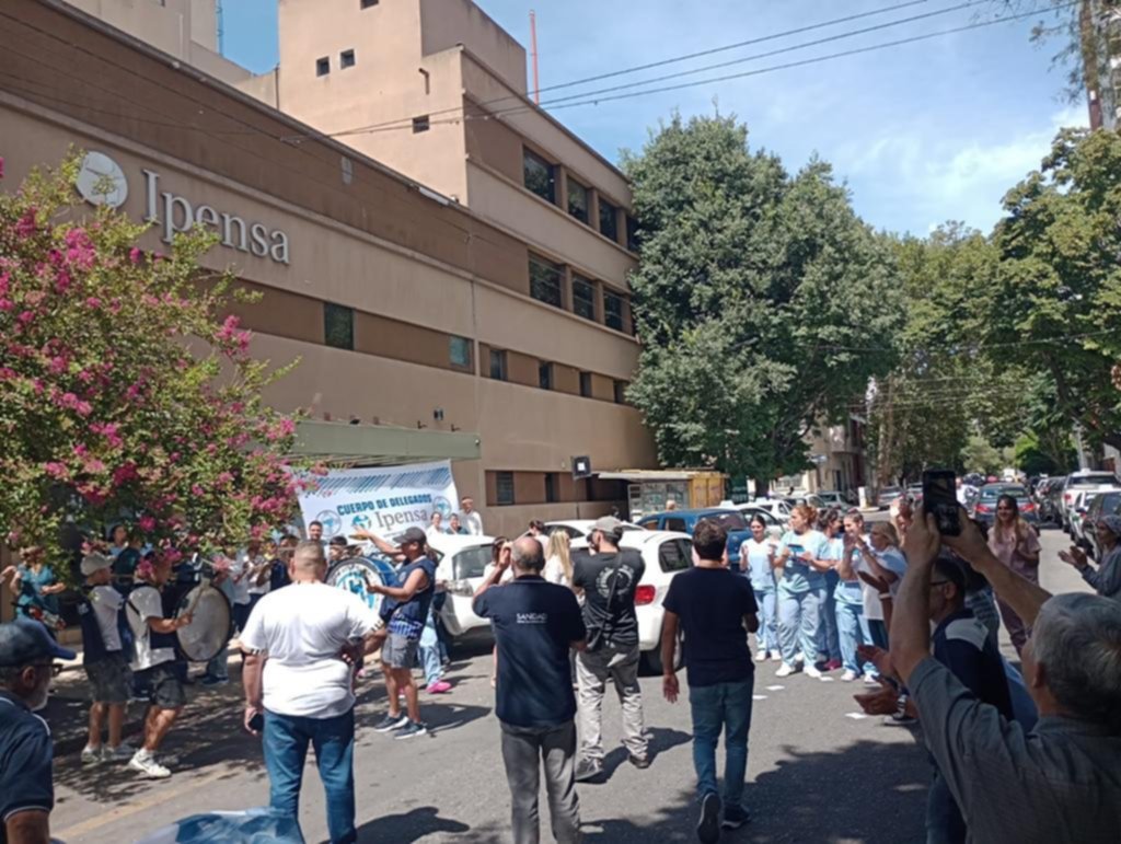 El paro del personal de salud, con fuerte adhesión en la Ciudad
