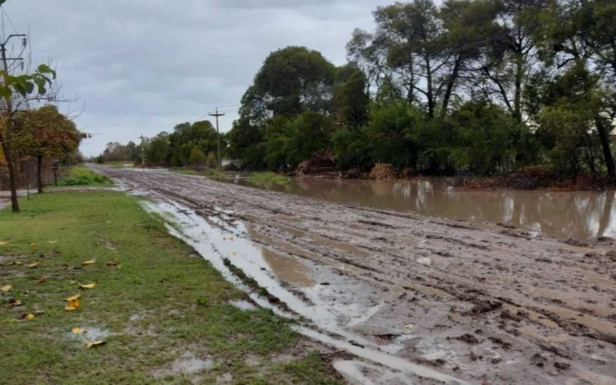 Reclamo en El Rodeo por el pésimo estado de una calle: "Sólo en 4X4"