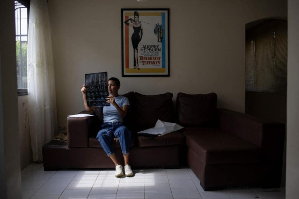 Migrar o morir, el drama de los venezolanos con esclerosis múltiple