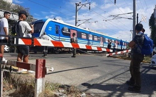 Tren Roca arrolló a un hombre en paso a nivel de Quilmes