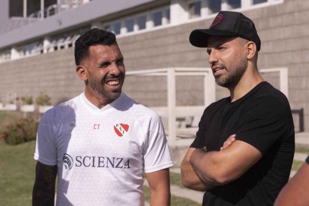 El Kun Agüero desmintió su retorno al fútbol
