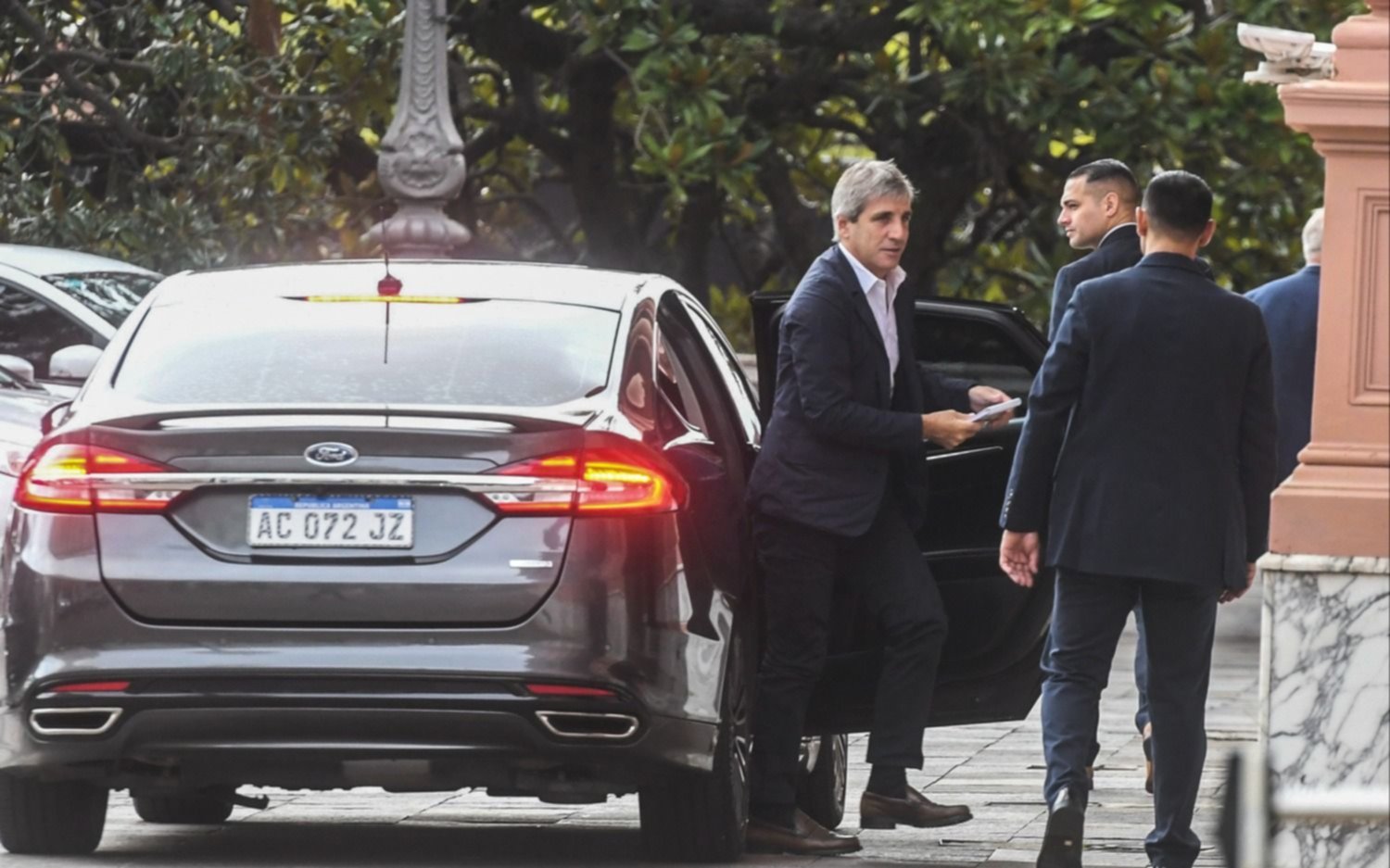 Milei encabeza una reunión de Gabinete en Casa Rosada