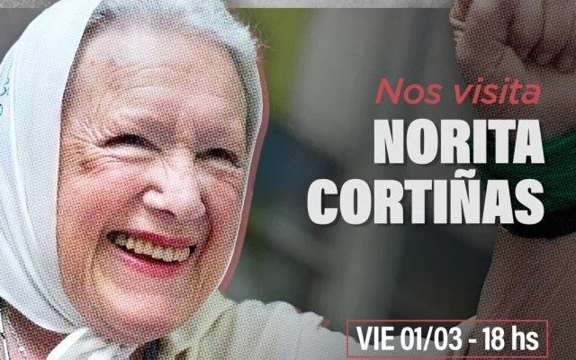 Norita Cortiñas visita el Centro Cultural Gleyzer