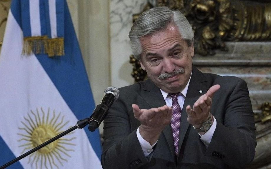 Alberto Fernández busca alejarse del escándalo de los seguros: "No pedí por alguien"