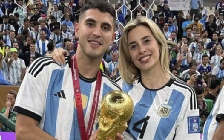 "Voy a vender sus medallas y su camiseta", advirtió la ex mujer de Exequiel Palacios en una disputa por un departamento