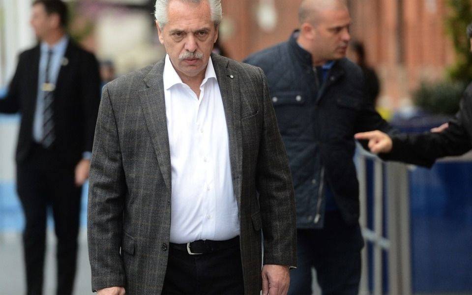 Imputaron a Alberto Fernández en la causa de la contratación de seguros