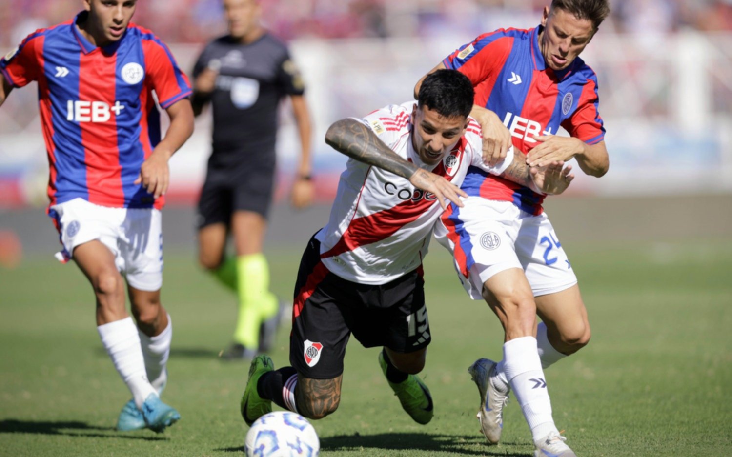 San Lorenzo y River Plate empataron 0 a 0 en el Nuevo Gasómetro