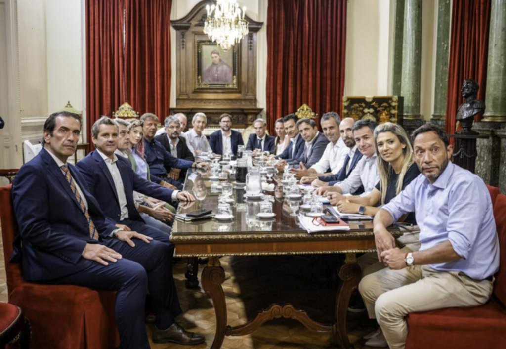 Empieza definición sobre si se suspenden las PASO