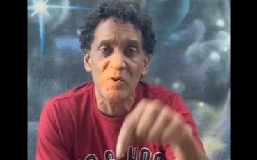 VIDEO.- Drama en El Bolsón: el Pollo de "Okupas" perdió su casa por los incendios y encabeza colecta para los bomberos