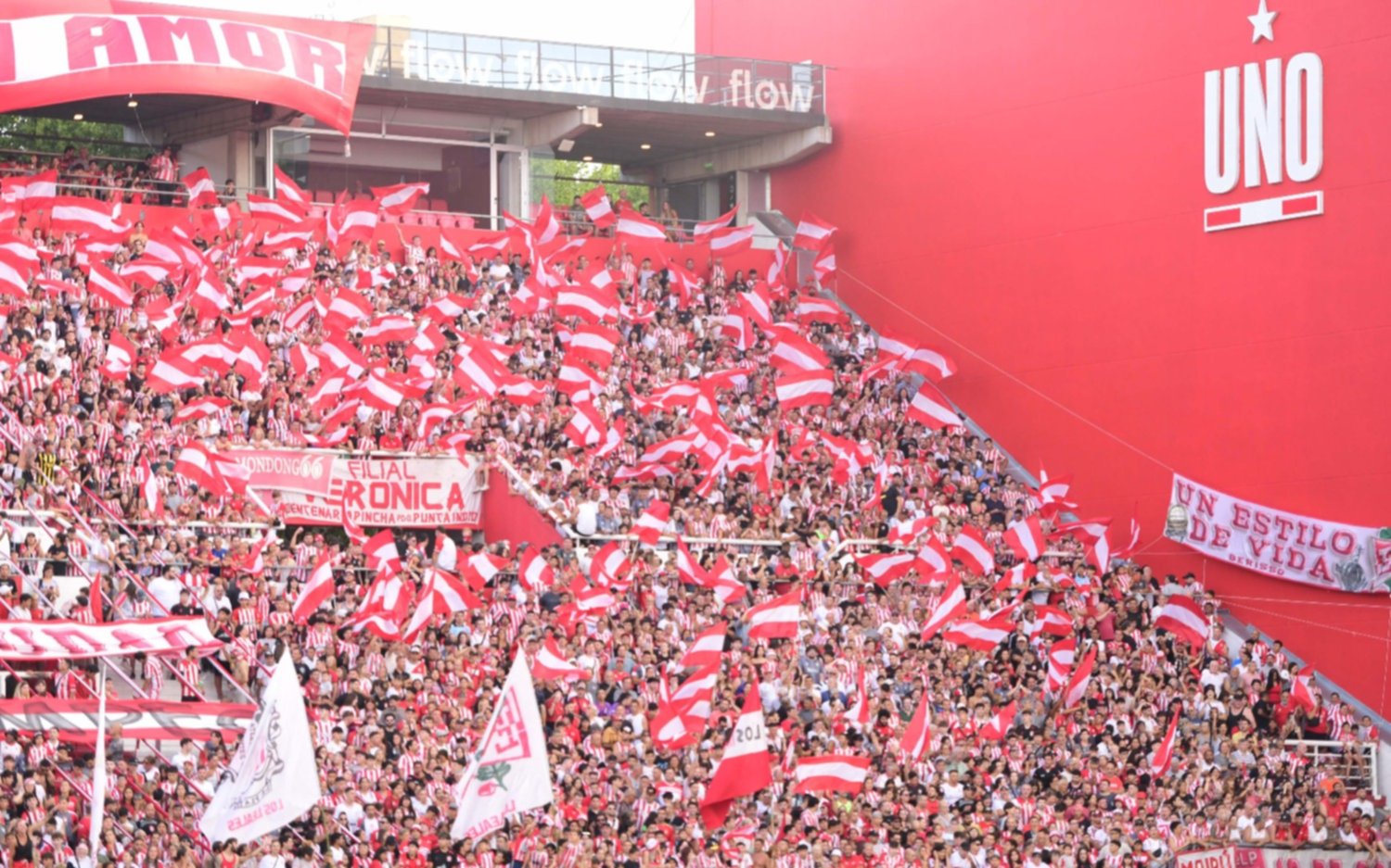 Estudiantes vs Banfield por la fecha 5: tercer cambio de horario por la ola de calor