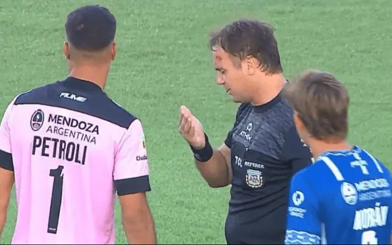 Godoy Cruz vs Talleres: suspenden el partido por agresión al árbitro