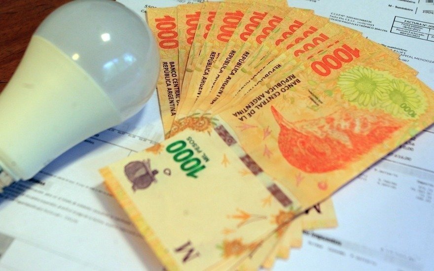 Marcha atrás del Gobierno con el ENRE por el aumento en la tarifas de luz: qué pasará en Provincia