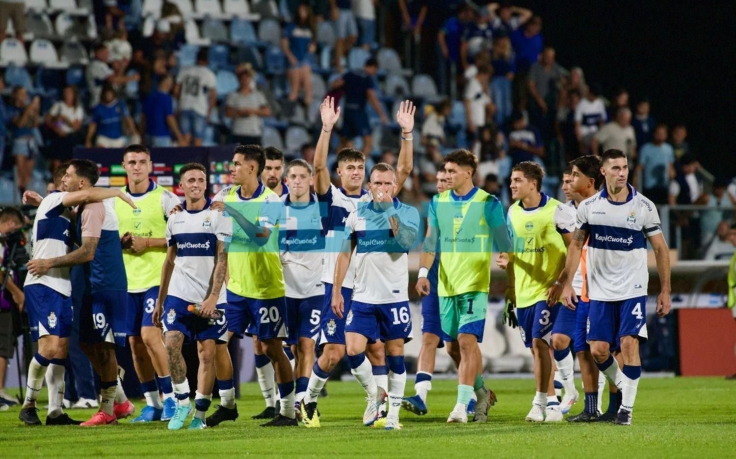 Gimnasia creció en el complemento y terminó goleando a Godoy Cruz 3 a 0