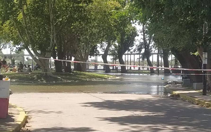 Nena de 10 años se electrocutó en Quilmes en medio de la crecida del Río de la Plata y lucha por su vida